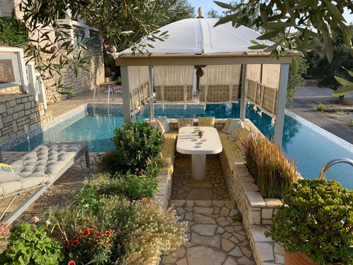 Opera House Paxos Hotel Гайос Екстериор снимка