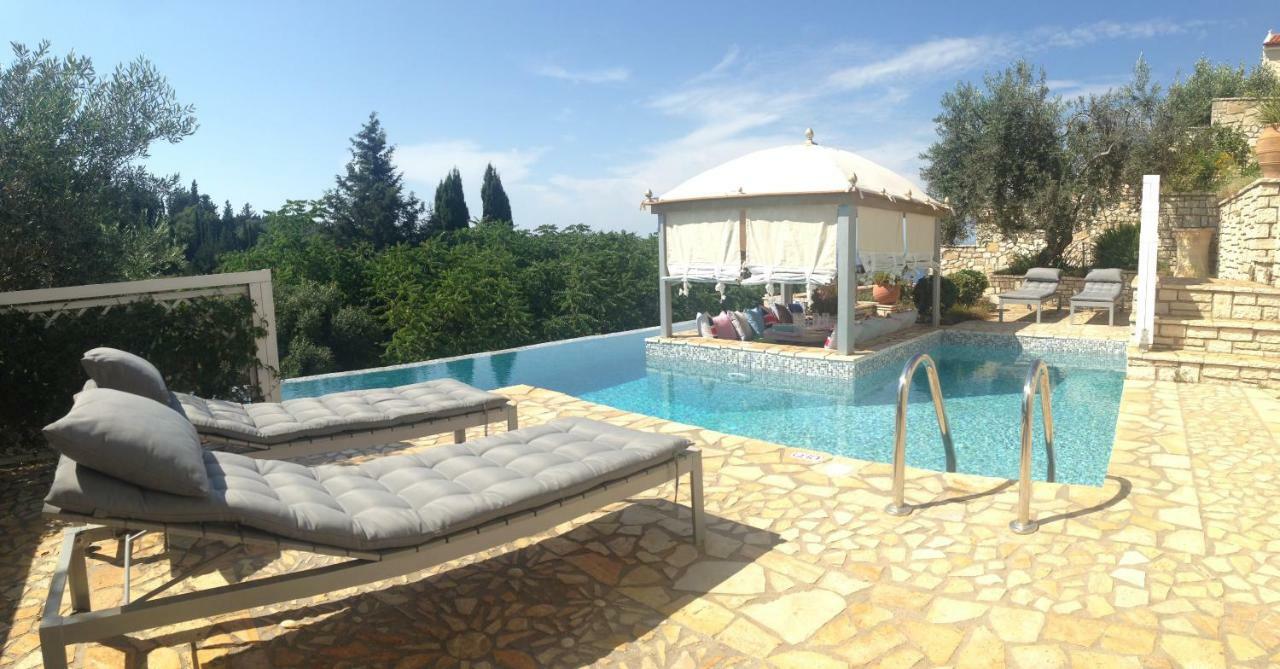 Opera House Paxos Hotel Гайос Екстериор снимка